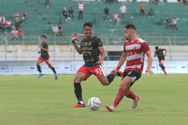 Desain-tanpa-judul-4-1 Prediksi Piala Presiden 2024: Bali United Vs Madura United 24 Juli 2024