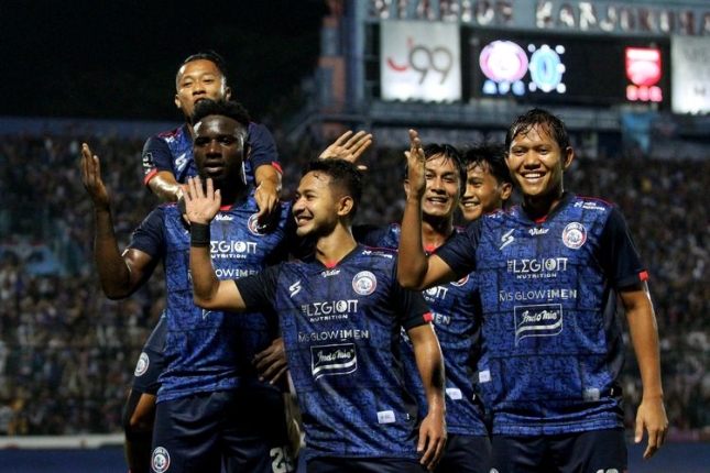 Desain-tanpa-judul-5 Prediksi Piala Presiden 2024: Persija Jakarta Vs Arema Fc 24 Juli 2024